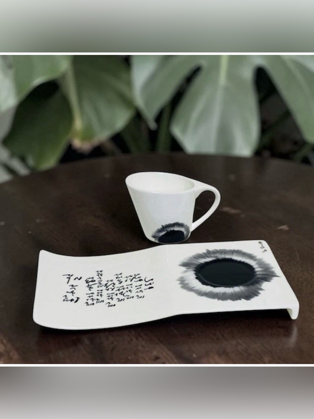 Li Sang Bong x HAENGNAM Korean Porcelain Calligraphy Art Poem Plate Black /White